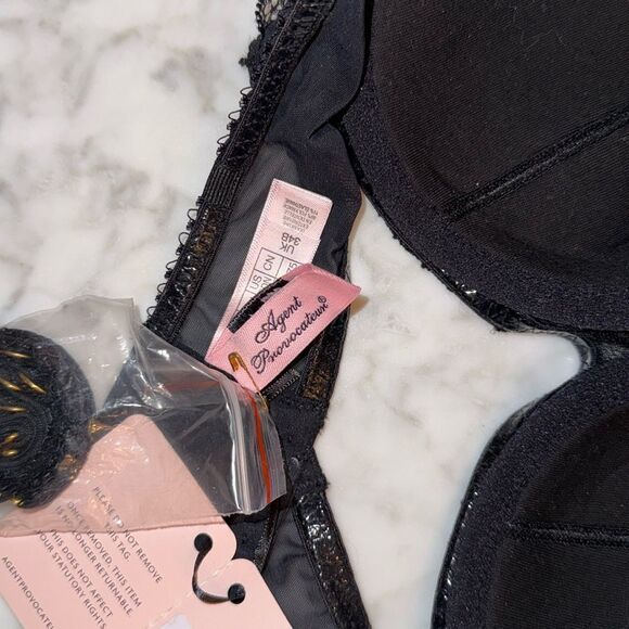 NWT AGENT PROVOCATEUR STRAPLESS LACE BRA 34B - Picture 5 of 13